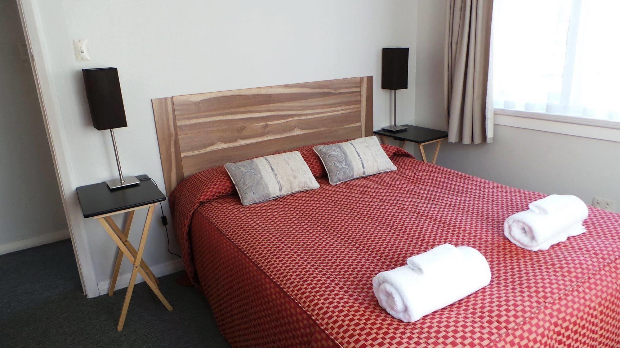 Owens Motel Dunedin Exterior foto